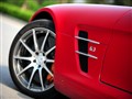 2010�� SLS AMG