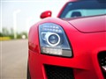 2010�� SLS AMG