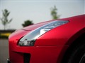 2010�� SLS AMG